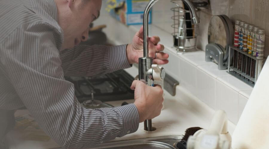 Professional sewer line replacement in Floresville, TX